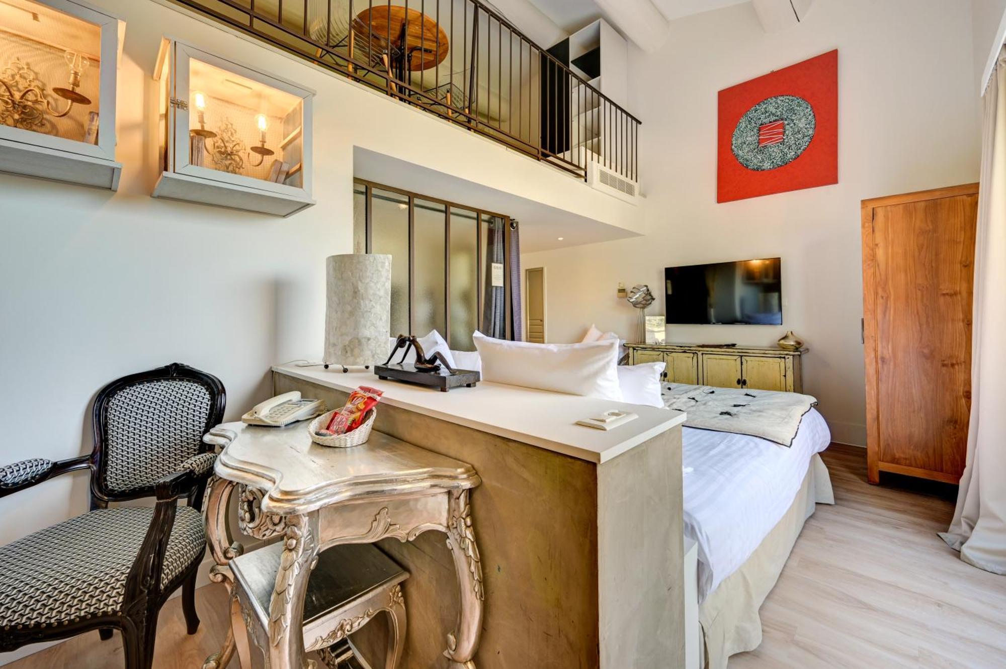 Hotel Bastide & Spa - Villa De Лурмарин Экстерьер фото